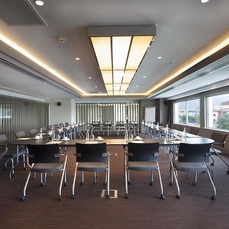 Ramada Hotel & Suites By Wyndham Izmir Kemalpasa מראה חיצוני תמונה