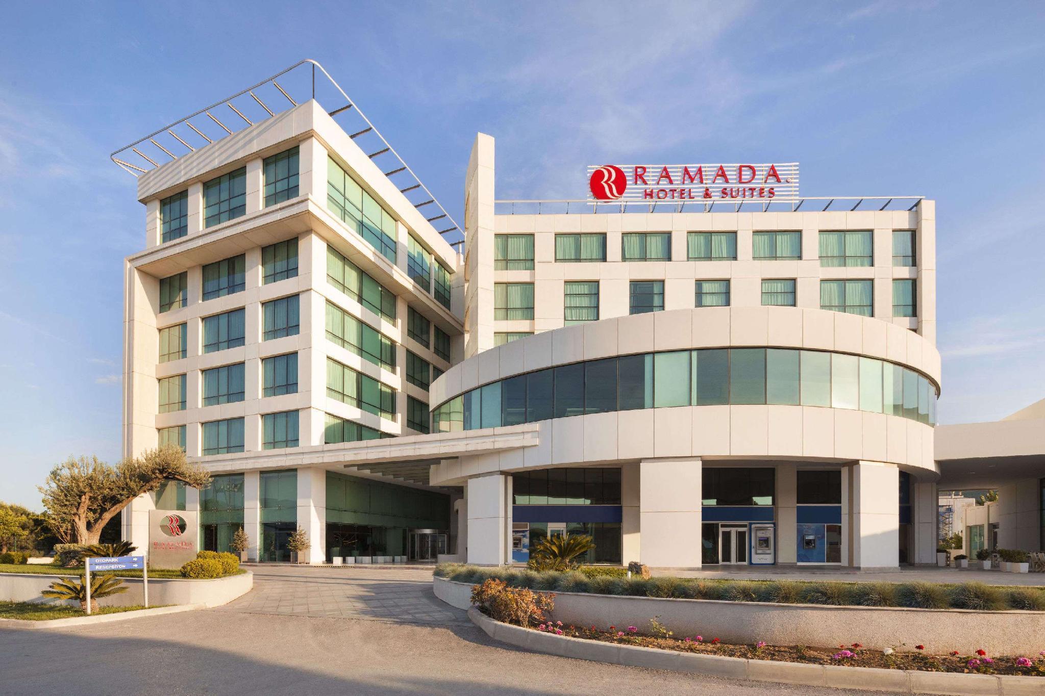 Ramada Hotel & Suites By Wyndham Izmir Kemalpasa מראה חיצוני תמונה