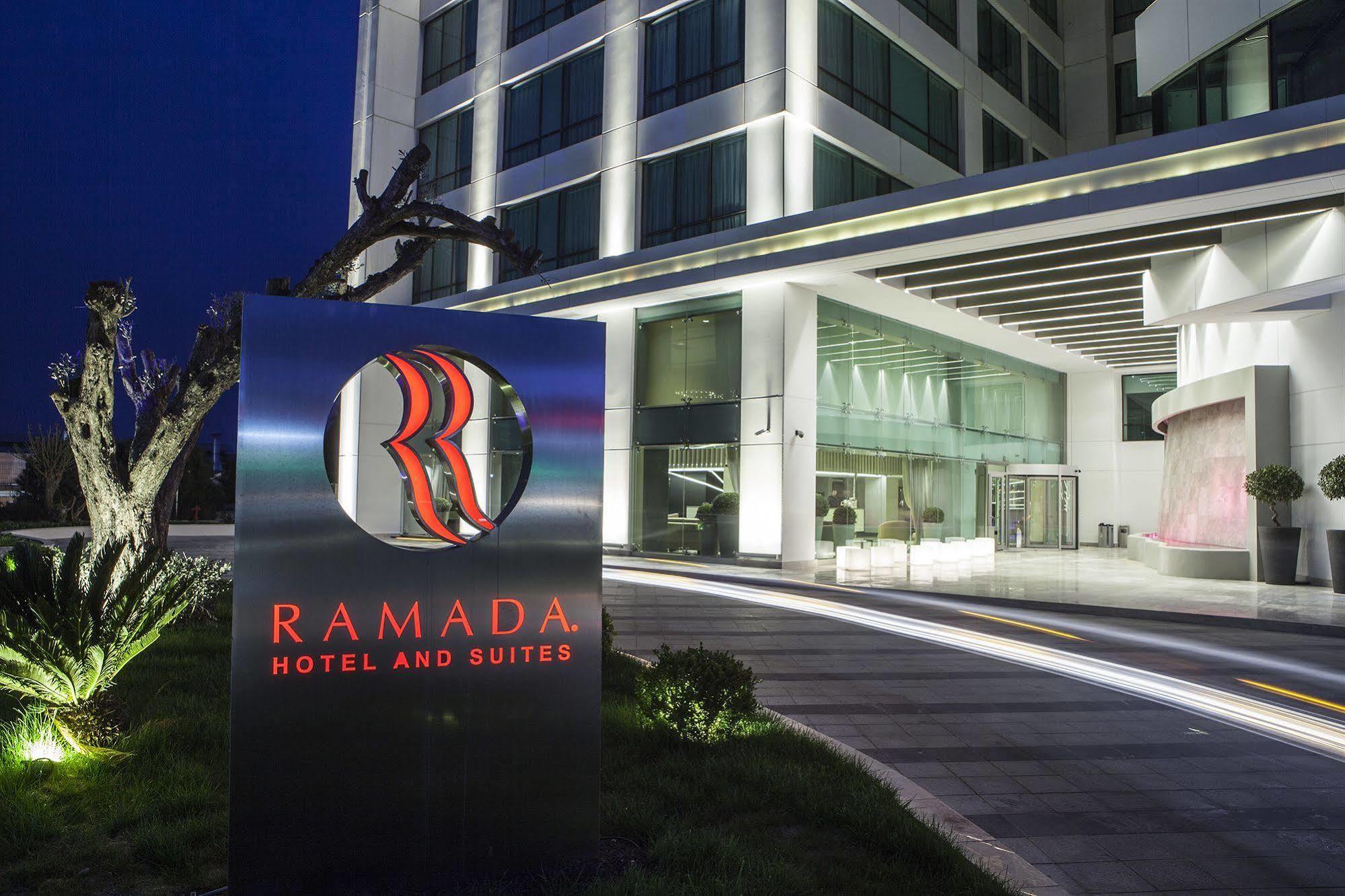 Ramada Hotel & Suites By Wyndham Izmir Kemalpasa מראה חיצוני תמונה